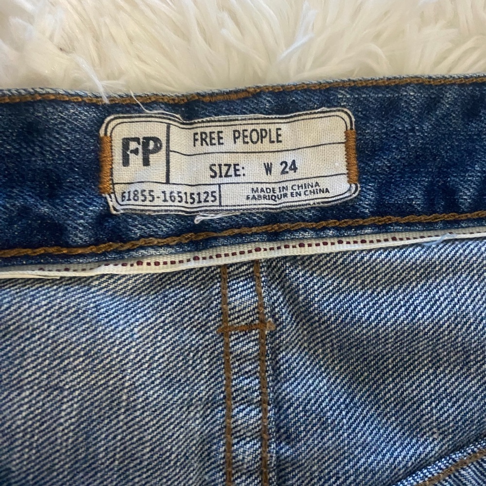 Free People Classic Blue Jean Shorts - Picture 4 of 6
